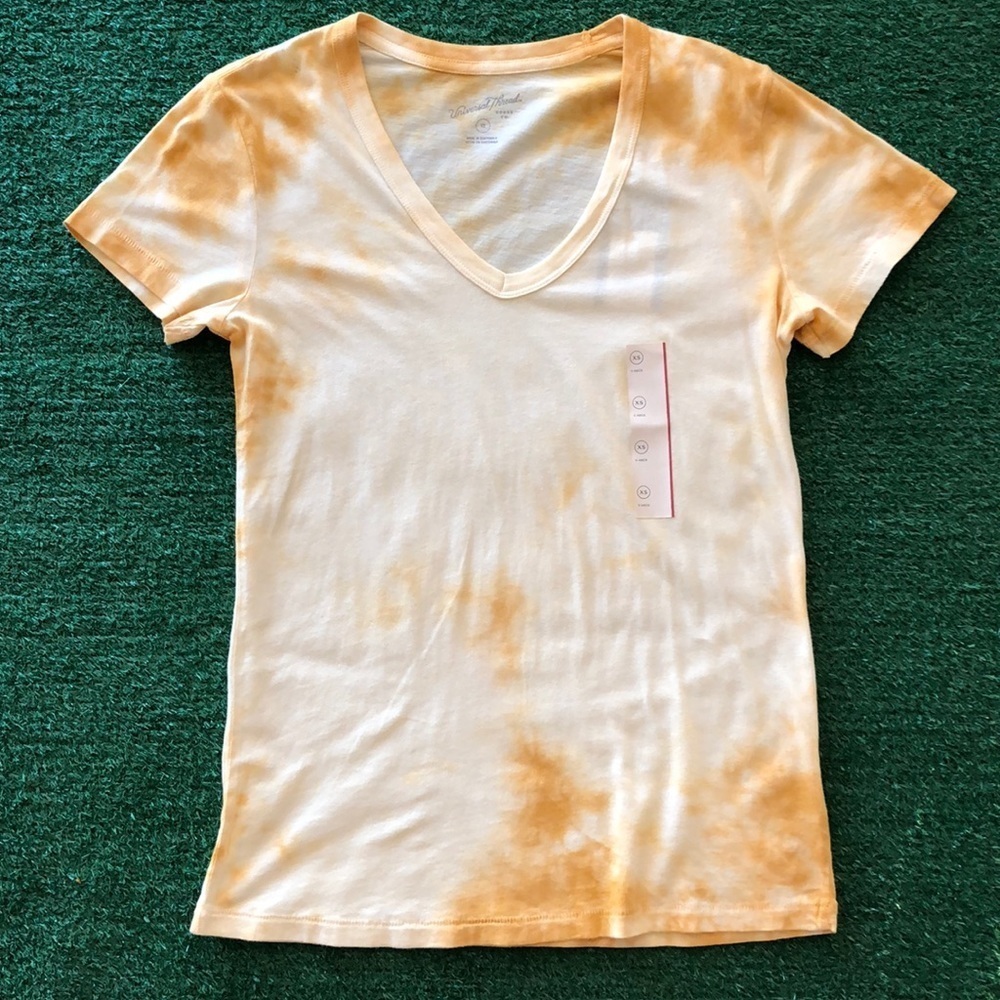 Universal Thread V-Neck - Picture 2 of 5